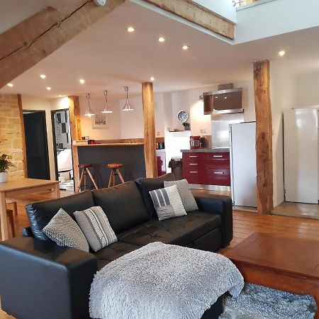 Appartamento Loft dans les Pyrénées Oloron-Sainte-Marie Esterno foto