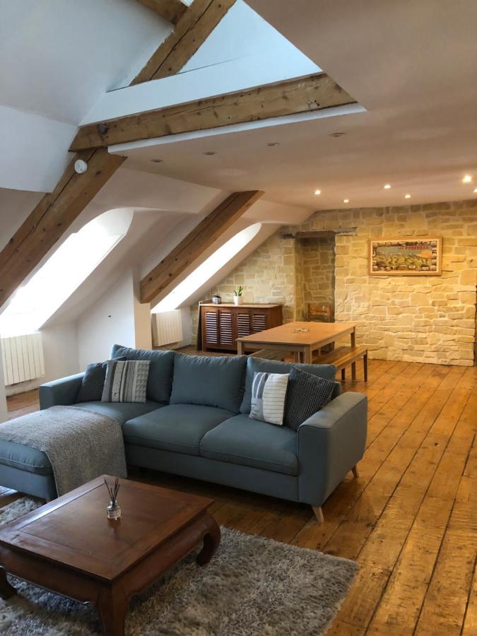 Appartamento Loft dans les Pyrénées Oloron-Sainte-Marie Esterno foto